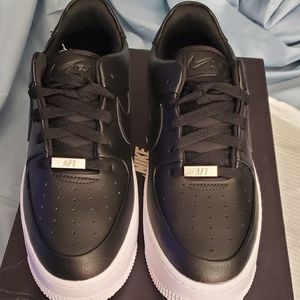 W AF1 Sage Low Nike shoes black 9.5